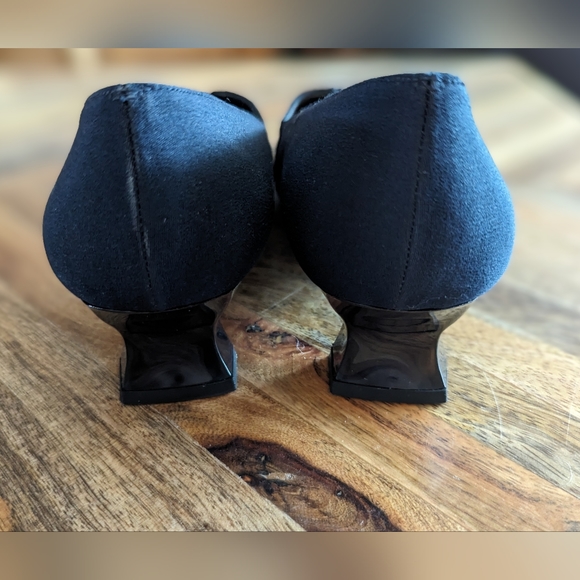 Stuart Weitzman Shoes Sz 6.5 Navy Blue NWOT - Picture 3 of 4